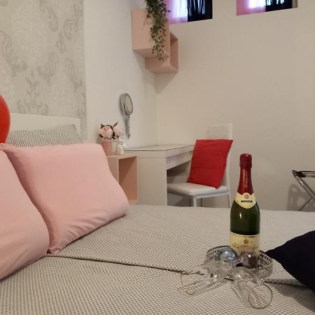 Room Ket PUY Eksteriør bilde